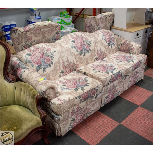 VINTAGE PINK FLORAL 3 SEATER COUCH