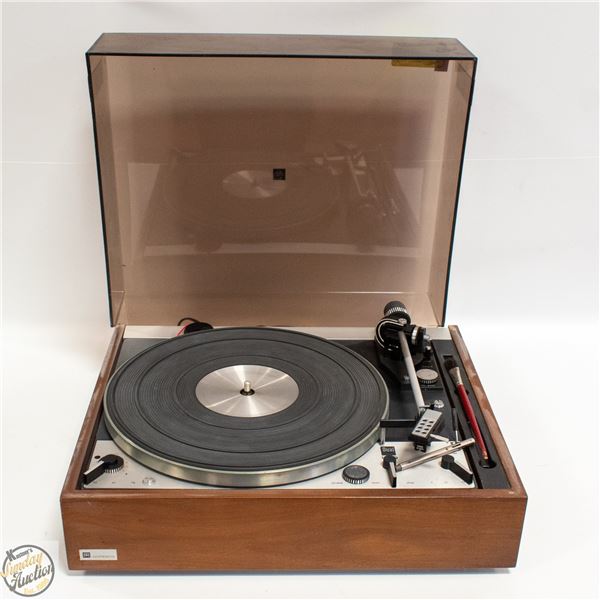 VINTAGE NORESCO RECORD PLAYER