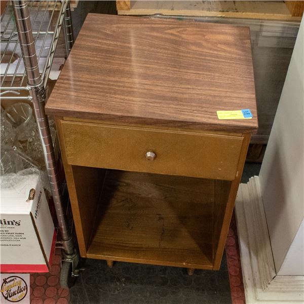 VINTAGE END TABLE 16"X15"X27.5" HIGH