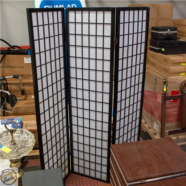 ORIENTAL ROOM DIVIDER 3 PANEL 71"H 54" W