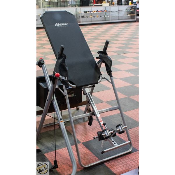 LIFEGEAR INVERSION TABLE