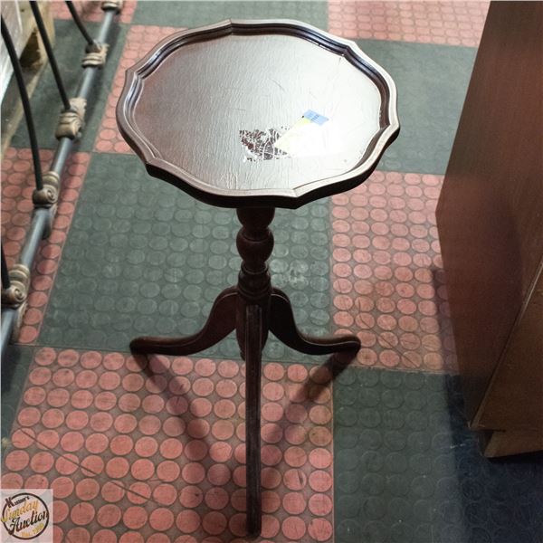 WOOD PLANT STAND 24" TALL