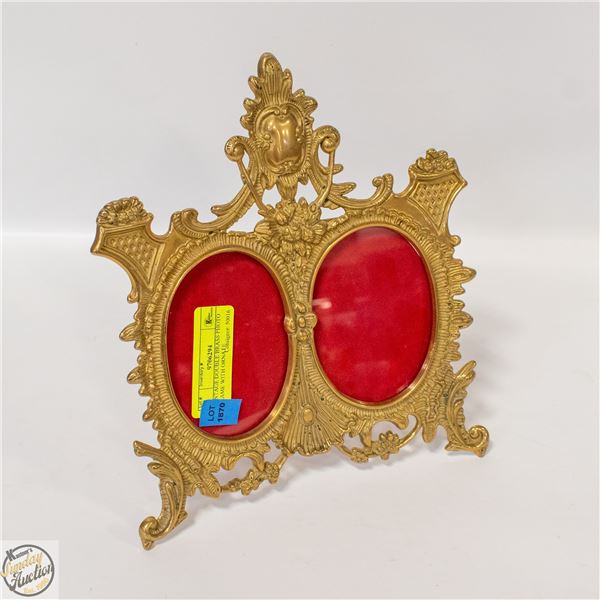 VINTAGE DOUBLE BRASS PHOTO FRAME WITH ORNATE