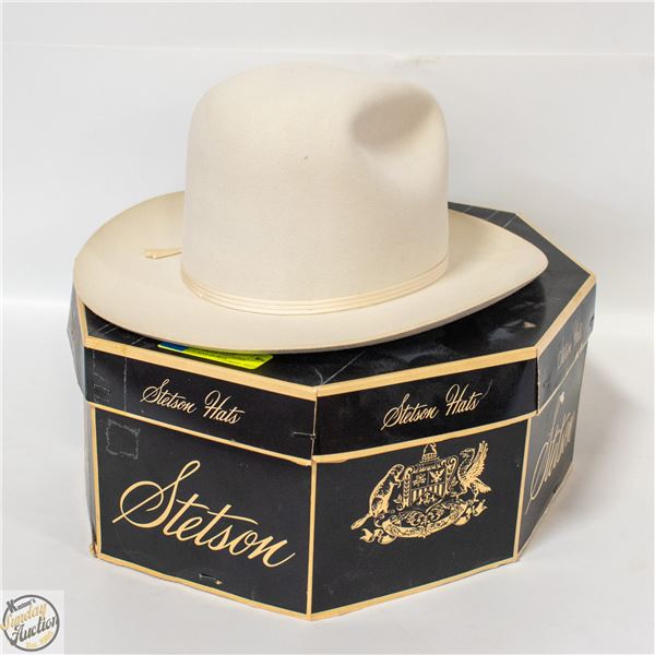 VINTAGE WHITE STETSONS COWBOY HAT IN BOX