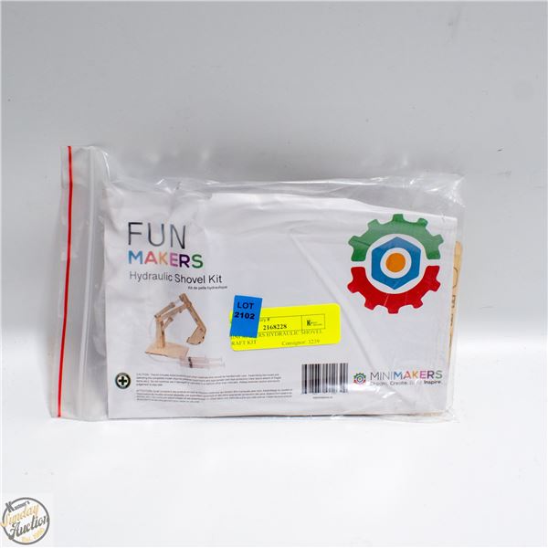 MINI MAKERS HYDRAULIC SHOVEL CRAFT KIT