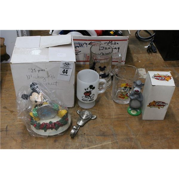 Mickey Mouse Figural Décor, Mugs, Glass, Tiger Wall Hook