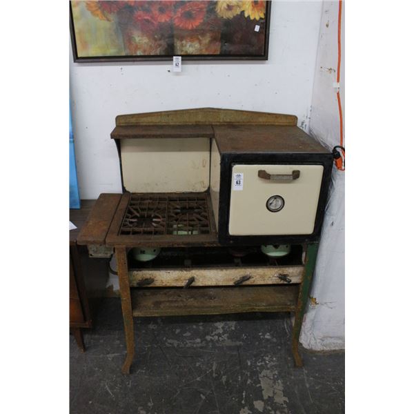 Vintage Gas Oven - Needs Restoration