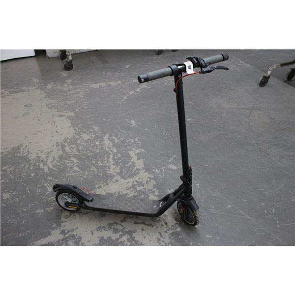 5th Wheel E Scooter - Condition Unknown