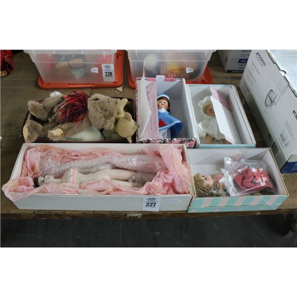 Collector Dolls 4, Plush Bears