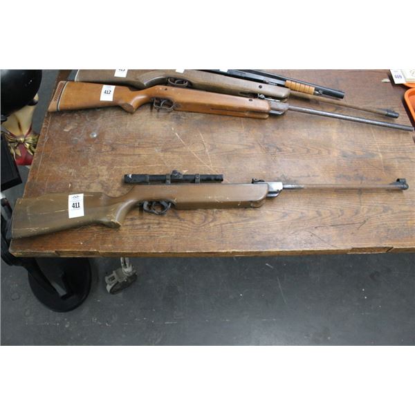 BB Rifle w/Daisy Scope