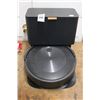 Image 1 : Roomba Robot Vac w/Docking Station