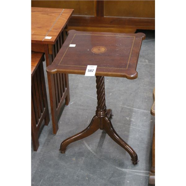 Carved Mahogany Bombay Pedestal Table