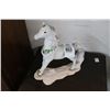 Image 1 : Unicorn Statuary  -Broken Horn