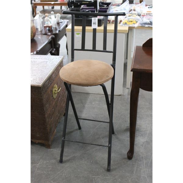 Black Metal w/Brown Pad Folding Stool