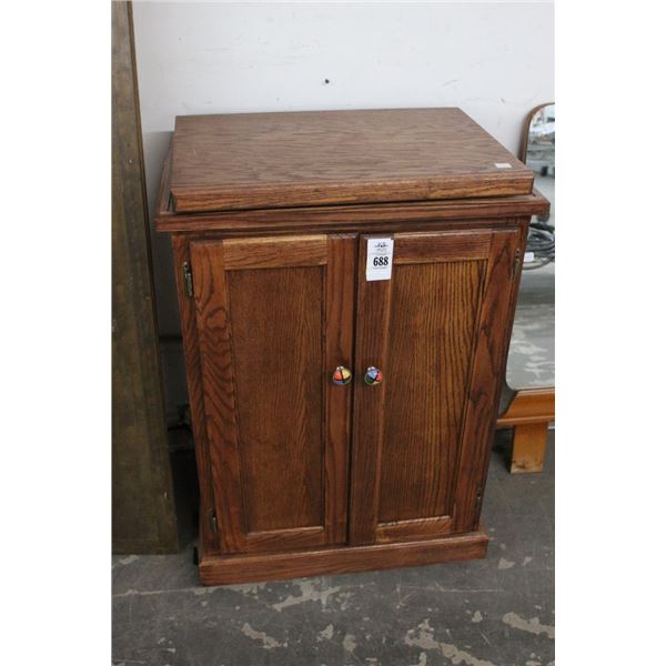 Oak Rolling Cabinet w/Swivel Top, Mirror