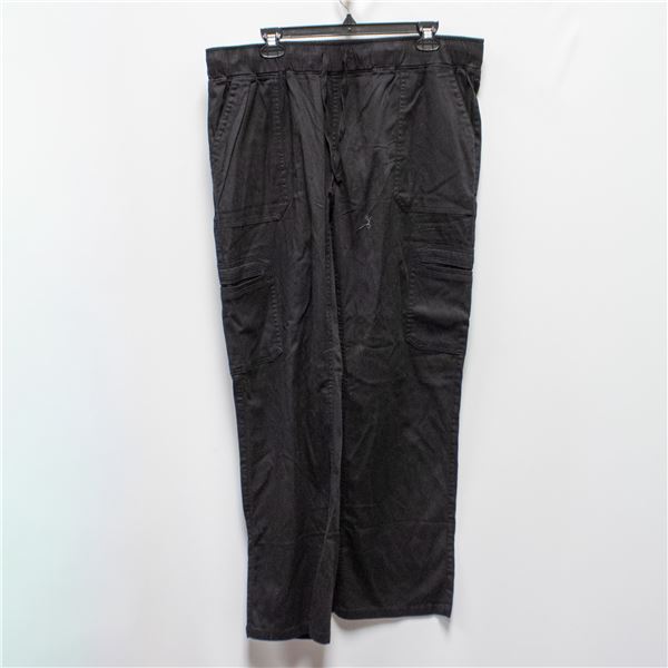NEW BUFFALO CARGO PANTS LARGE