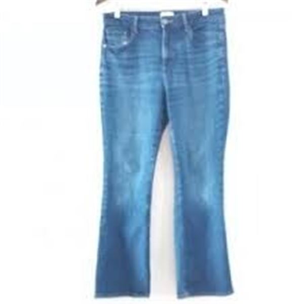 NEW LOFT MR BOOTCUT JEANS SIZE 6