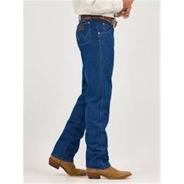 NEW WRANGLER JEANS SIZE 38 X 34