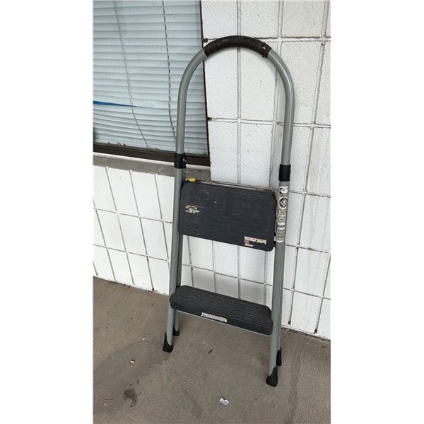 Step ladder