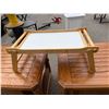 Image 1 : TV tray