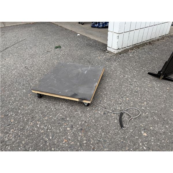 Rolling cart