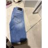 Image 2 : Distressed guest jeans size 30/32