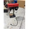 Image 1 : Drill press