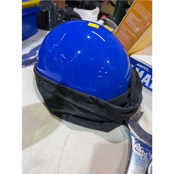 NWT, small helmet