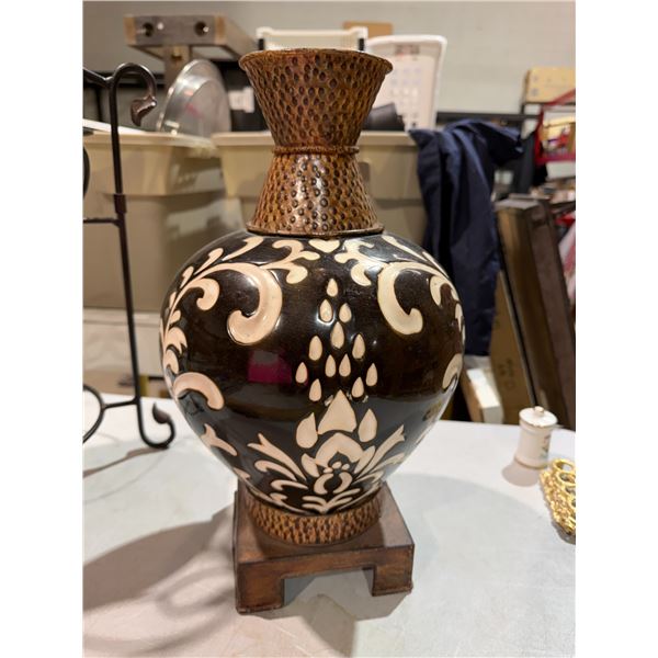 Vase  with stand