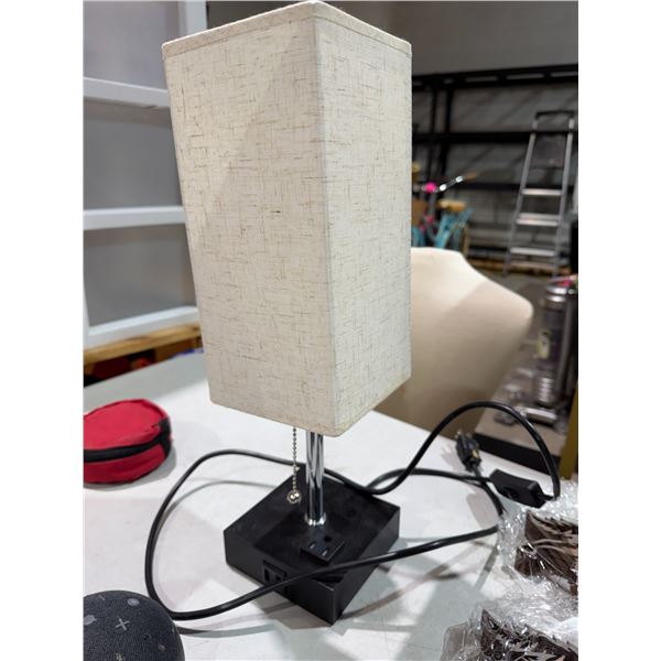Table lamp