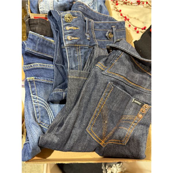 Jeans size 26, size 9 size 26, etc.