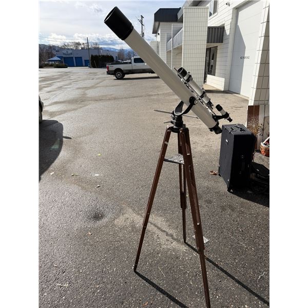 Astronomical telescope