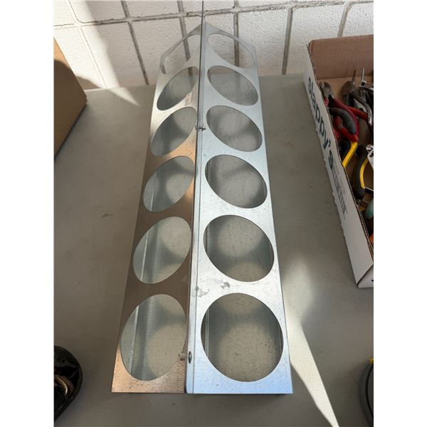 Tool holder