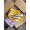 Image 1 : Assorted linens