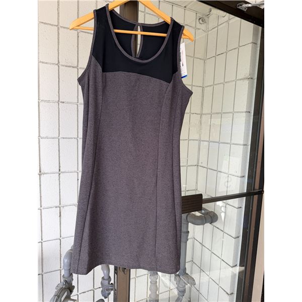NWT tag dress size large