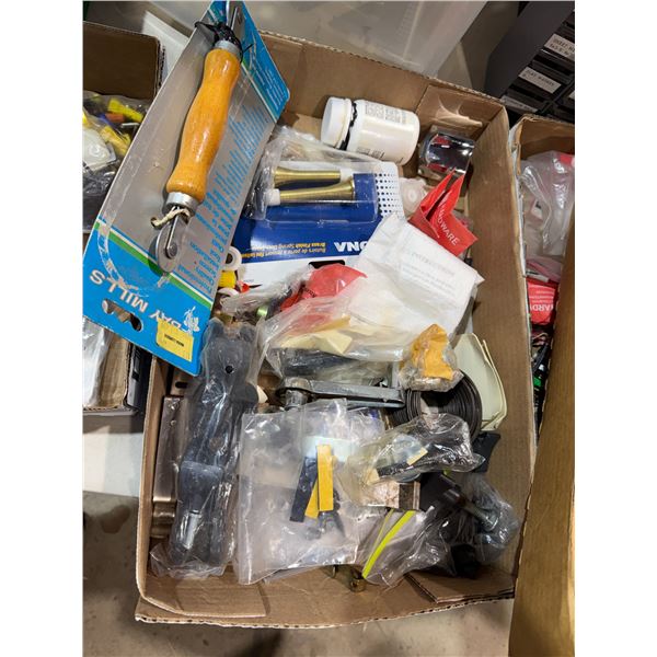 Assorted garage related items