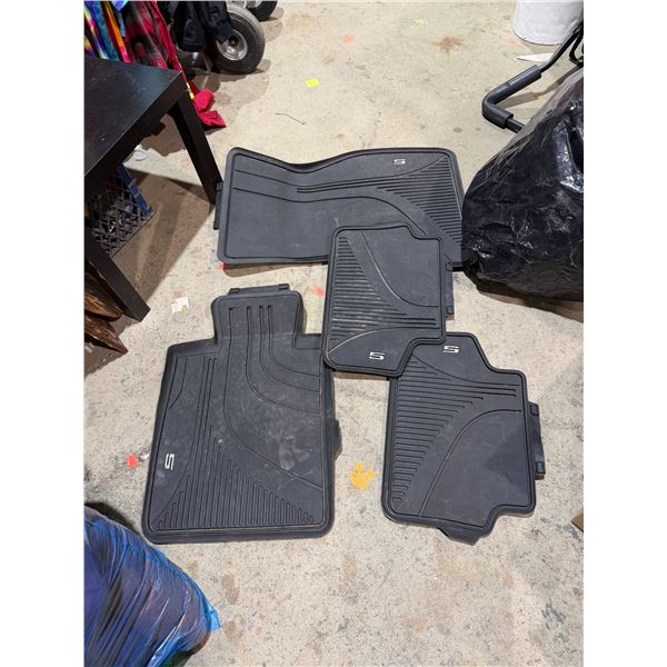 BMW vehicle mats