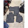 Image 1 : BMW vehicle mats