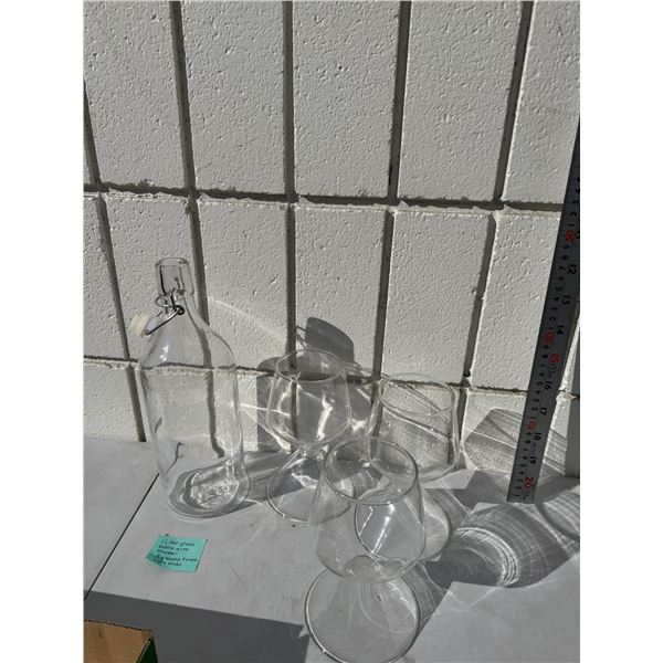1 L glass bottle with stopper three glasses to use both end
