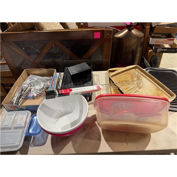 kitchen items