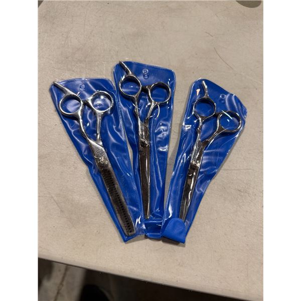 Haircutting scissors