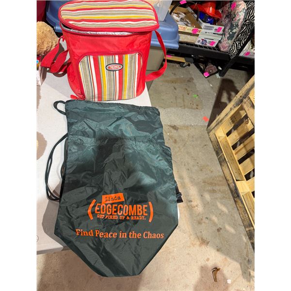 String bags and cooler bag