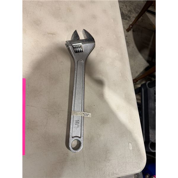 18 inch crescent wrench