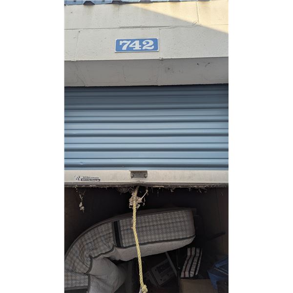 Storage locker contents Locker 742 Located in  5x15