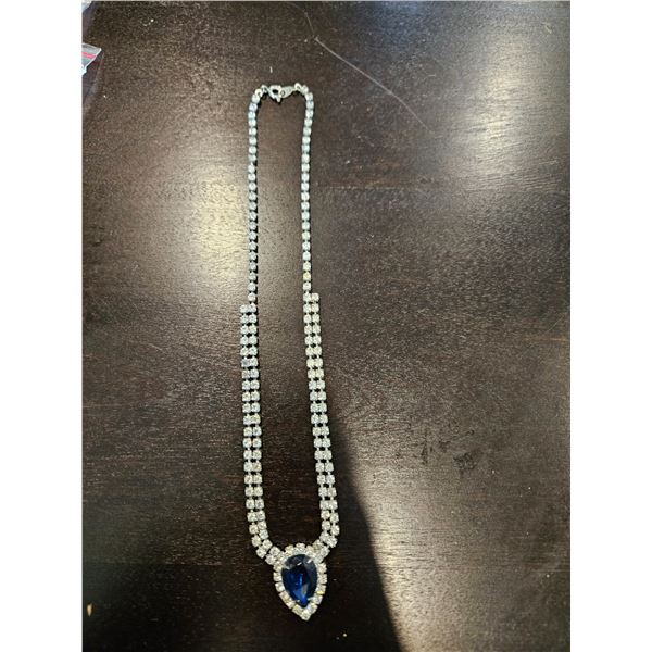 Gem necklace