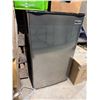 Image 1 : Mini fridge