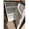 Image 2 : Mini fridge