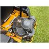 Image 26 : Hustler FasTrak Commercial Duty Botanical Lawn Mower (Starts & Runs See Video)