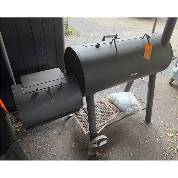 Professional Char Griller 2-Section Long Smoker