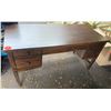 Image 1 : Wooden 5-Drawer Desk 60" x 28" x 31"H